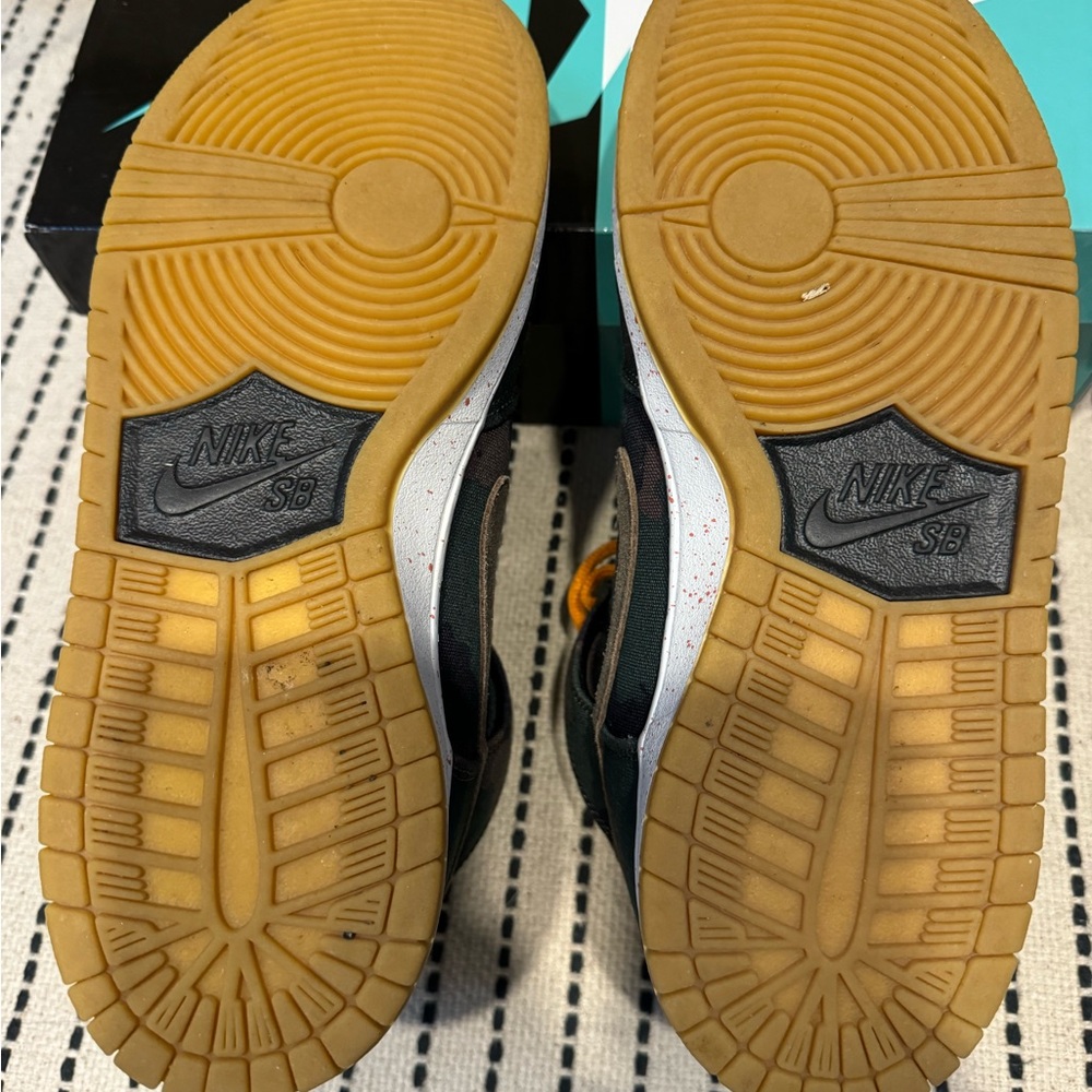 Nike SB Dunk High FiveoneO Sneakers - Like New men's 11 - Picture 4 of 6